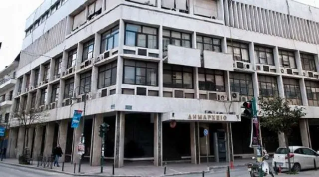 Την αναστολή των κινητοποιήσεων αποφάσισαν οι συμβασιούχοι του Δήμου Λάρισας