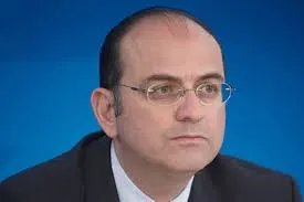 Λαζαρίδης: Ο Τσίπρας είναι άσχετος!