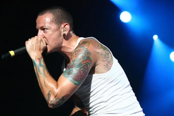 Αυτοκτόνησε ο τραγουδιστής των Linkin Park