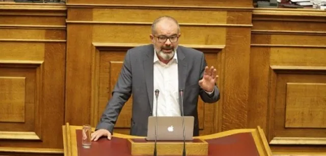 Φεύγει απ' το Ποτάμι, πάει στο ΠΑΣΟΚ ο βουλευτής Κ. Μπαργιώτας