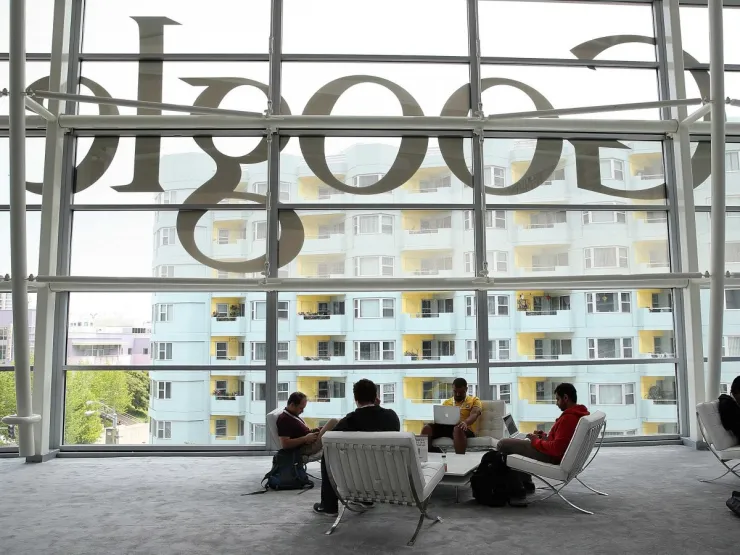 BBC: Η Google διακόπτει τη συνεργασία με το Πεντάγωνο 
