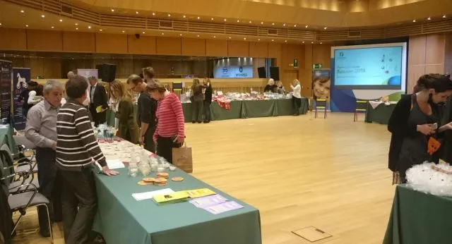 OTE: Οι εργαζόμενοι στο πλευρό των παιδιών