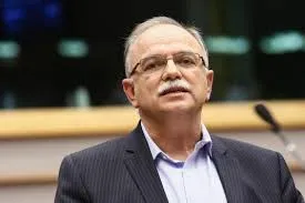  Παπαδημούλης: Οι αυτοκινητοβιομηχανίες  παραβιάζουν προσωπικά δεδομένα