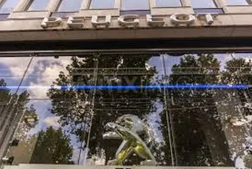 Ιστορικό deal: Η Opel περνά στην Peugeot