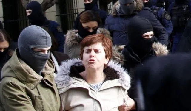 Διαμαρτυρία αντεξουσιαστών στα γραφεία του ΣΥΡΙΖΑ για την Πόλα Ρούπα