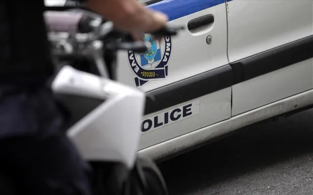 Καταδίωξη αυτοκινήτου από το λιμάνι του Πειραιά έως την Αχαρνών