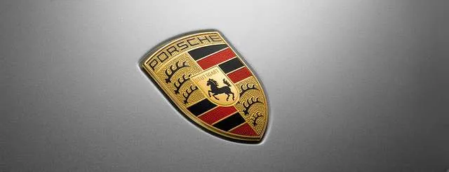 Παράνομο λογισμικό σε Porsche, ανακαλούνται 22.000 οχήματα