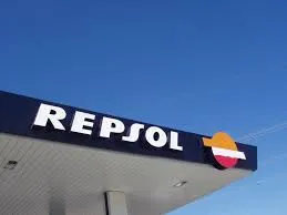 Μπαίνει και η Repsol σε έρευνες για πετρέλαιο