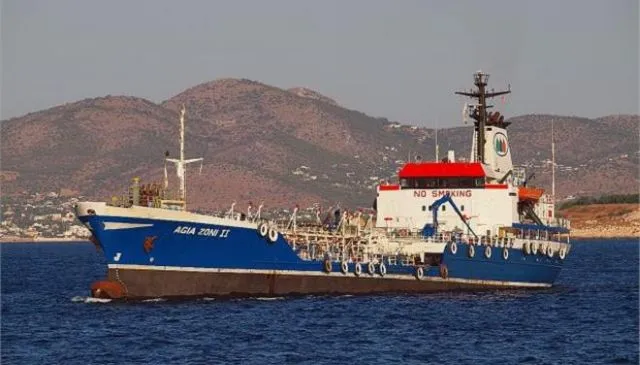 Ξεκίνησε η απάντληση των καυσίμων από το βυθισμένο δεξαμενόπλοιο ΑΓ.ΖΩΝΗ II