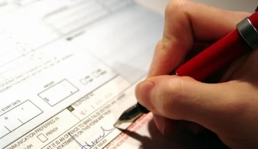 Απέχουν πάλι οι συμβολαιογράφοι από τους πλειστηριασμούς