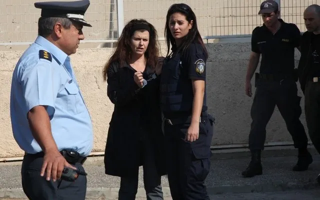 Στα χέρια της Αστυνομίας η καταζητούμενη Πόλα Ρούπα