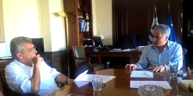 Συνάντηση Σκουρλέτη με τον Δήμαρχο Λέσβου για τις ανάγκες του νησιού