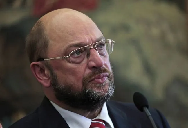 Σουλτς: Yπόσχεται την απομάκρυνση των αμερικανικών πυρηνικών όπλων