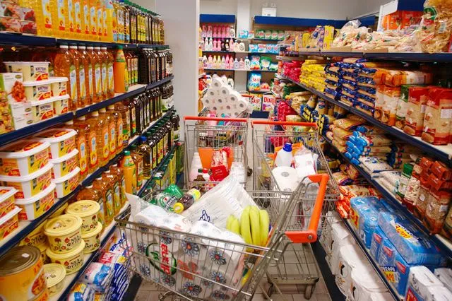 Πλαφόν στην αγορά αντισηπτικών βάζει η κυβέρνηση-τι θα ισχύσει 