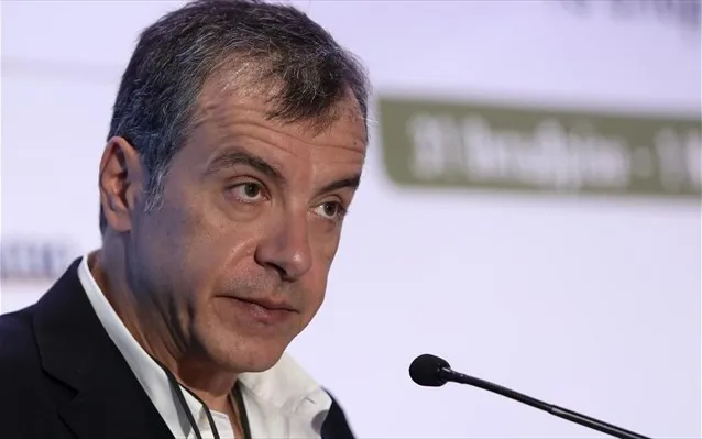 Στ. Θεοδωράκης: Χρειαζόμαστε πολλές μικρές επαναστάσεις