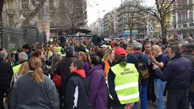 Κινητοποιήσεις των συμβασιούχων στο δήμο Θεσσαλονίκης