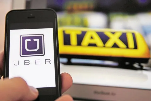 Ιταλία: Απεργία ταξί κατά της Uber λίγο πριν την Σύνοδο