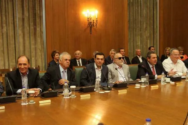 Μαξίμου: Έμφαση σε κοινωνία και πραγματική οικονομία