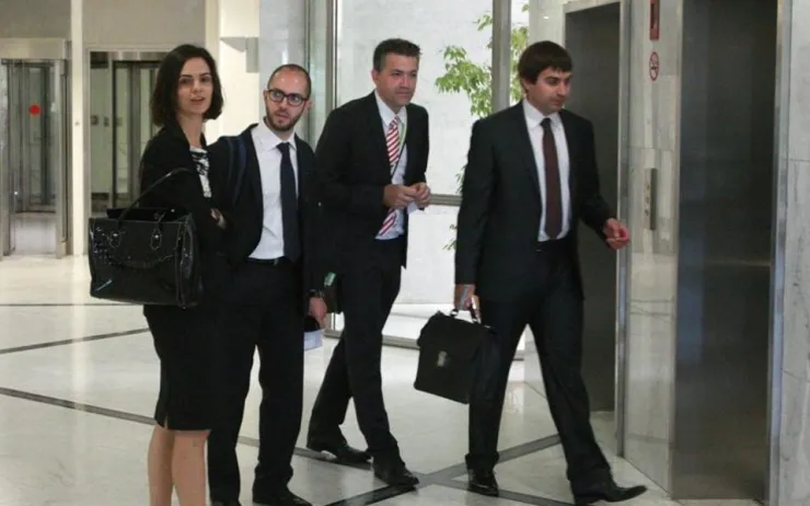 Μίνι «αξιολόγηση» για την υποδόση των 800 εκατ.ευρώ