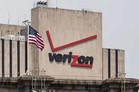 Πτώση σε κέρδη και έσοδα για την Verizon το δ' τρίμηνο