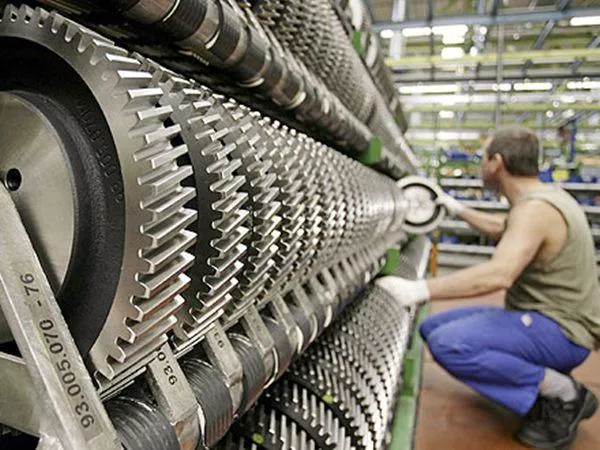 Κονδύλια 5,1 δισ. σε επιχειρήσεις για να «ζωντανέψει» η οικονομία