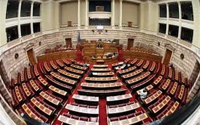 Τροπολογία προβλέπει αποζημιώσεις στη Μόρια λόγω προσφυγικού
