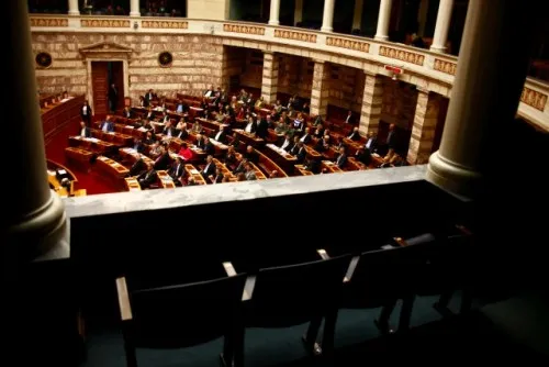 Βουλή: Εγκρίθηκε επί της αρχής το πολυνομοσχέδιο