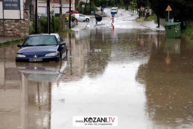 Θάσος: Καταρρακτώδης βροχής έπληξε τη νύχτα το νησί
