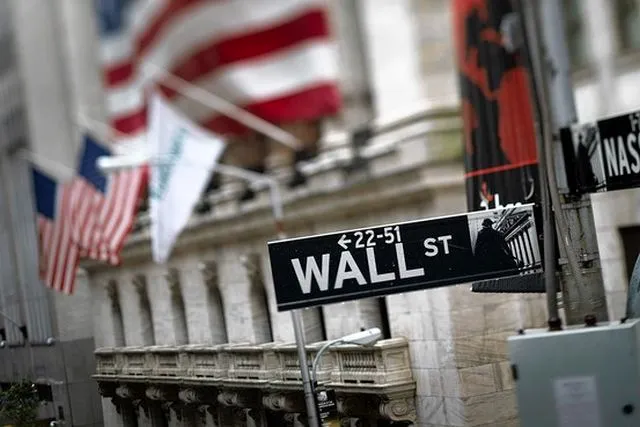 Απώλειες στην Wall Street λόγω γεωπολιτικών αναταραχών