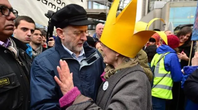 Vivienne Westwood «αγαπά» Jeremy Corbyn