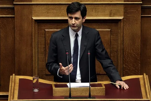 Γ. Χουλιαράκης: Καλύτερα χειρότερη λύση τώρα, παρά καλύτερη σε πέντε μήνες