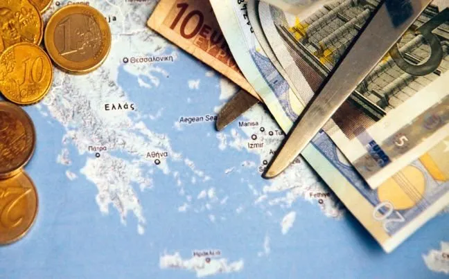 «Καταρρέει» το αφήγημα της ελάφρυνσης του χρέους