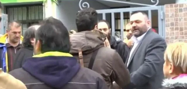 Καταθέτουν οι μάρτυρες για την εισβολή χρυσαυγιτών στο σχολείο του Περάματος