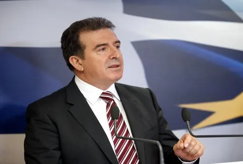 Χρυσοχοϊδης: Δράσεις για την αντιμετώπιση της ενδοοικογενειακής βίας