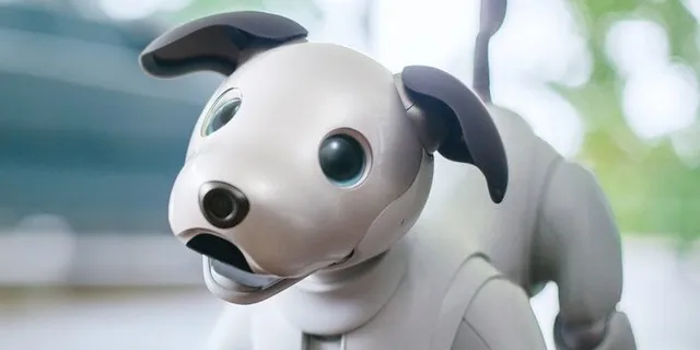 Aibo: Ο σκύλος- ρομπότ της Sony επανακυκλοφορεί βελτιωμένος! (vid)