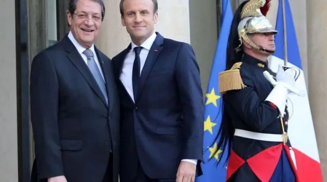 Στήριξη Μακρόν σε Αναστασιάδη για το Κυπριακό