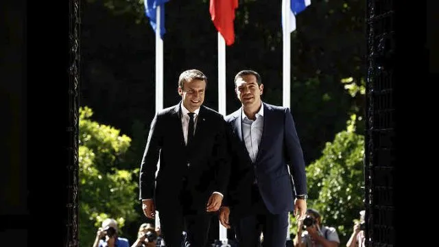 Συνάντηση Τσίπρα - Μακρόν, την Παρασκευή στο Παρίσι