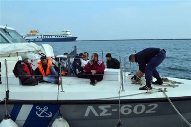 Δεν αλλάζει ο ΦΠΑ στα 5 νησιά που δέχονται τις προσφυγικές ροές