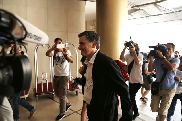 Μαξίμου: Στο φουλ για τη συμφωνία με στήριξη της κοινωνίας