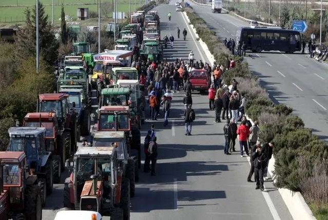Ετοιμάζουν μπλόκα οι αγρότες της Καρδίτσας