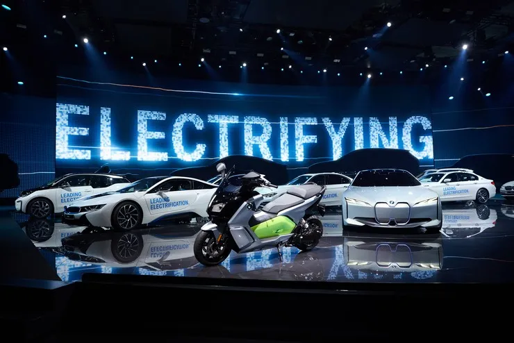 BMW Group: Ισχυρά αποτελέσματα πωλήσεων τον Απρίλιο