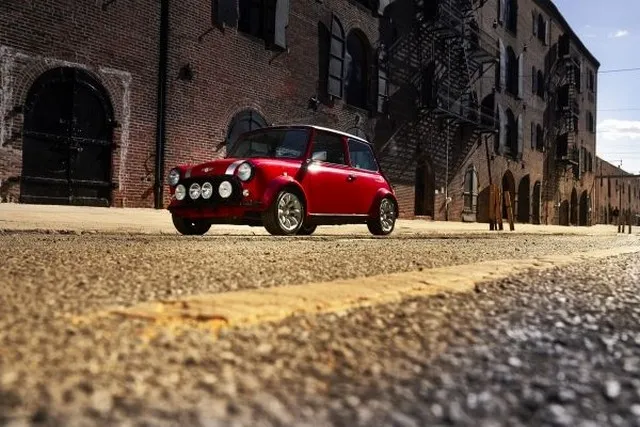 Το κλασικό Mini Electric, μια ματιά στο μέλλον από το παρελθόν (pic)