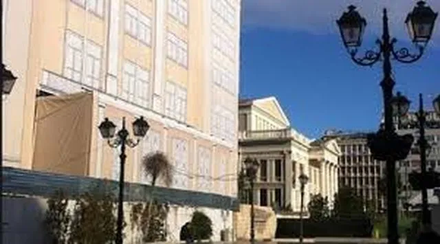 Στην ανακρίτρια Πειραιά ο 18χρονος για την επίθεση εναντίον αστυνομικού των ΜΑΤ 