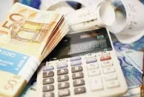 Μειώθηκαν οι οφειλές του Δημοσίου προς τους ιδιώτες το 2017