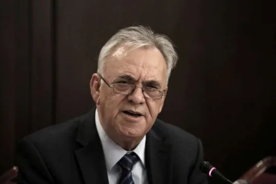 Δραγασάκης: Οι αλλαγές για την προσέλκυση επενδύσεων