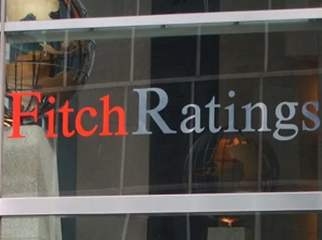H Fitch αναβάθμισε την Ελλάδα