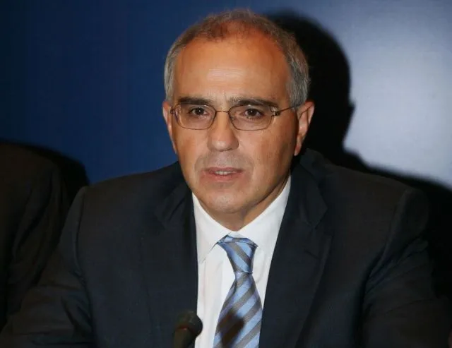 Τραπεζίτες υπέρ της καθαρής εξόδου
