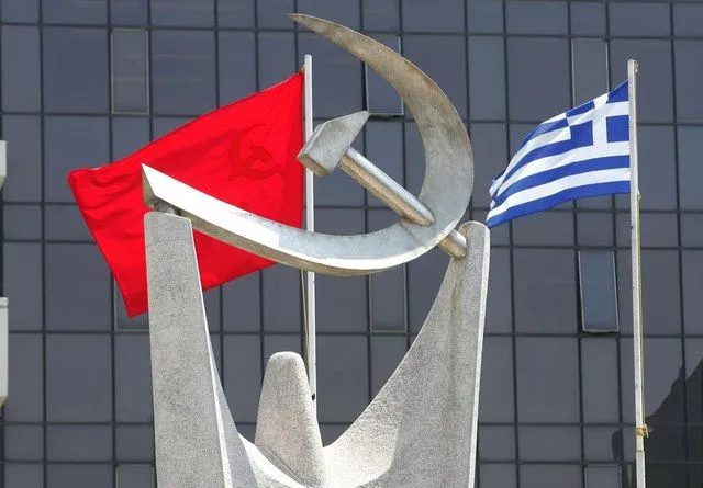 Διακήρυξη της ΚΕ του ΚΚΕ: «100 χρόνια με τον λαό για το Σοσιαλισμό»