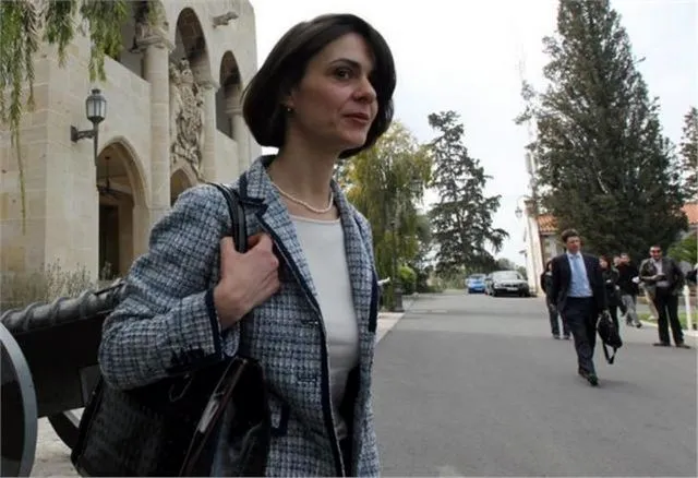 ΔΝΤ: Φεύγει η Βελκουλέσκου, έρχεται ο Ντόλμαν