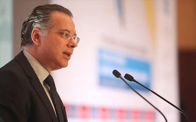 Κουμουτσάκος: Ο Κοτζιάς να ελέγξει τις αλαζονικές αντιδράσεις του
